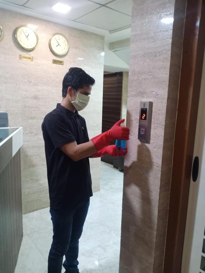 Hotel Alfa International Near Nanavati Hospital Mumbai Near Airport Mumbai Near Juhu Beach Bagian luar foto
