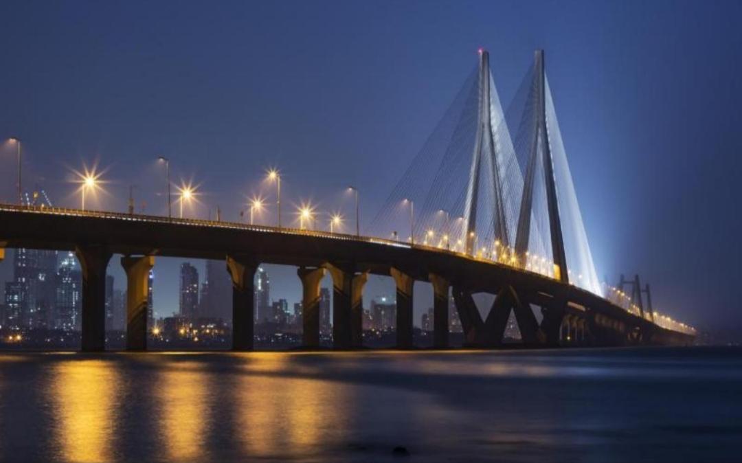 Hotel Alfa International Near Nanavati Hospital Mumbai Near Airport Mumbai Near Juhu Beach Bagian luar foto