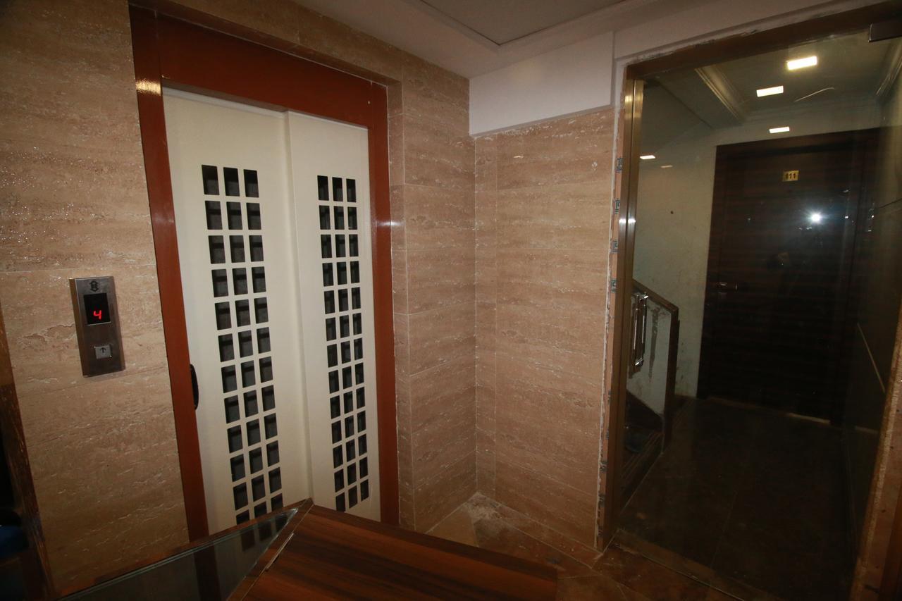 Hotel Alfa International Near Nanavati Hospital Mumbai Near Airport Mumbai Near Juhu Beach Bagian luar foto