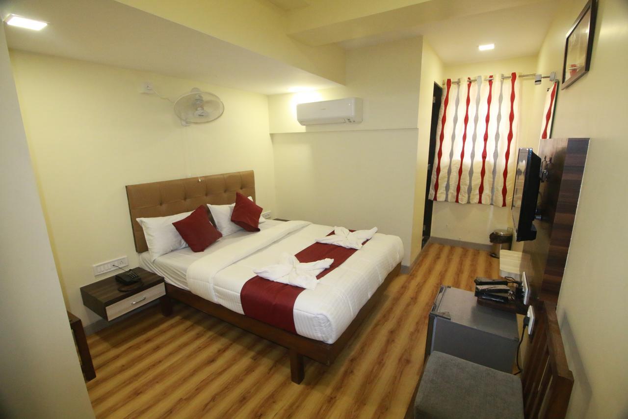 Hotel Alfa International Near Nanavati Hospital Mumbai Near Airport Mumbai Near Juhu Beach Bagian luar foto