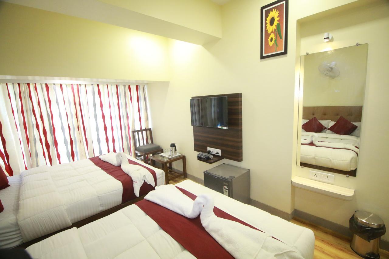 Hotel Alfa International Near Nanavati Hospital Mumbai Near Airport Mumbai Near Juhu Beach Bagian luar foto