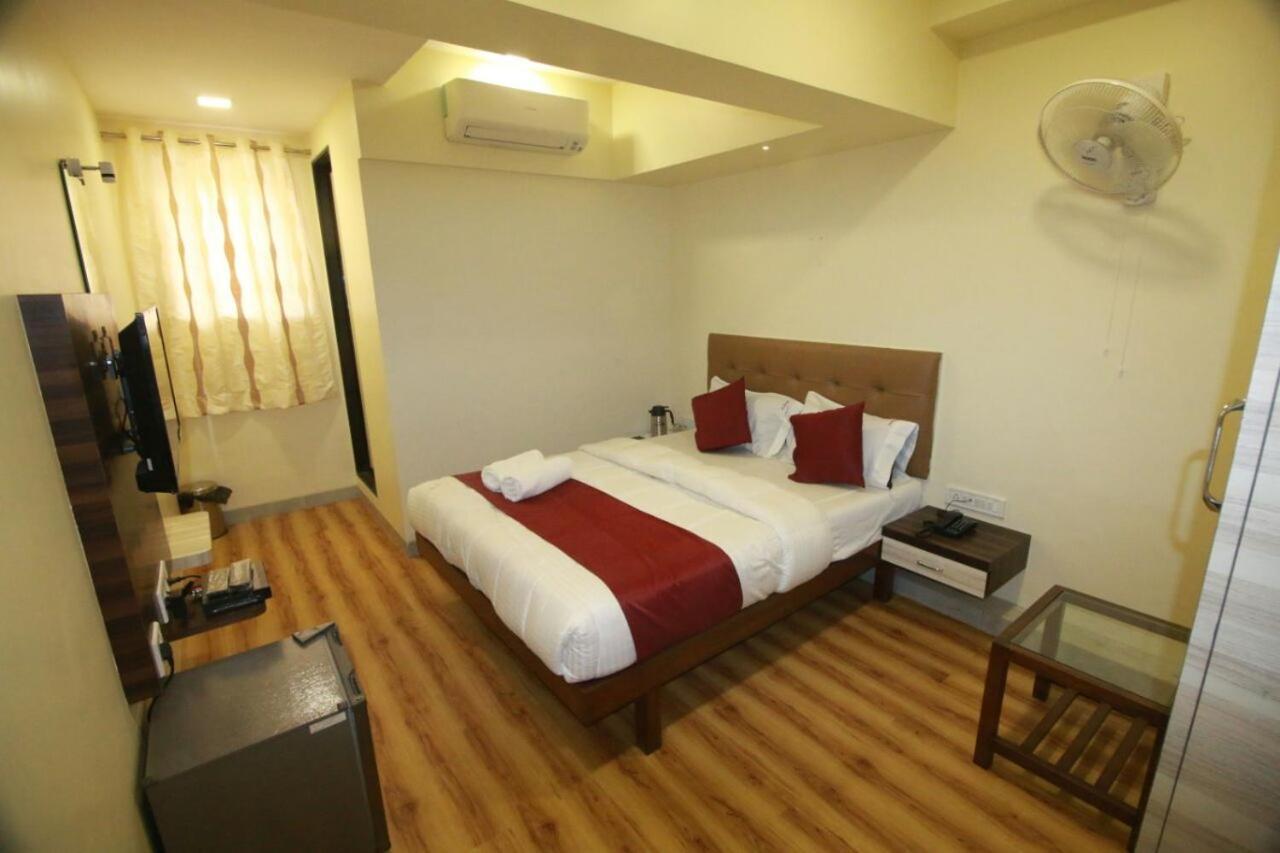 Hotel Alfa International Near Nanavati Hospital Mumbai Near Airport Mumbai Near Juhu Beach Bagian luar foto