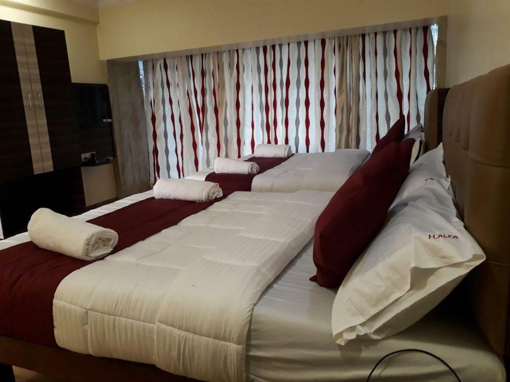 Hotel Alfa International Near Nanavati Hospital Mumbai Near Airport Mumbai Near Juhu Beach Bagian luar foto
